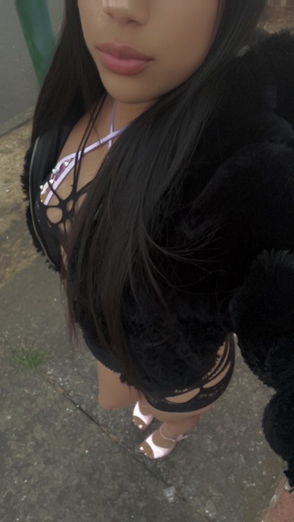NEW IN TOWN~ LOOK INTO WHAT IM ABOUT FOR A GOOD TIME🩷 - Photo 1