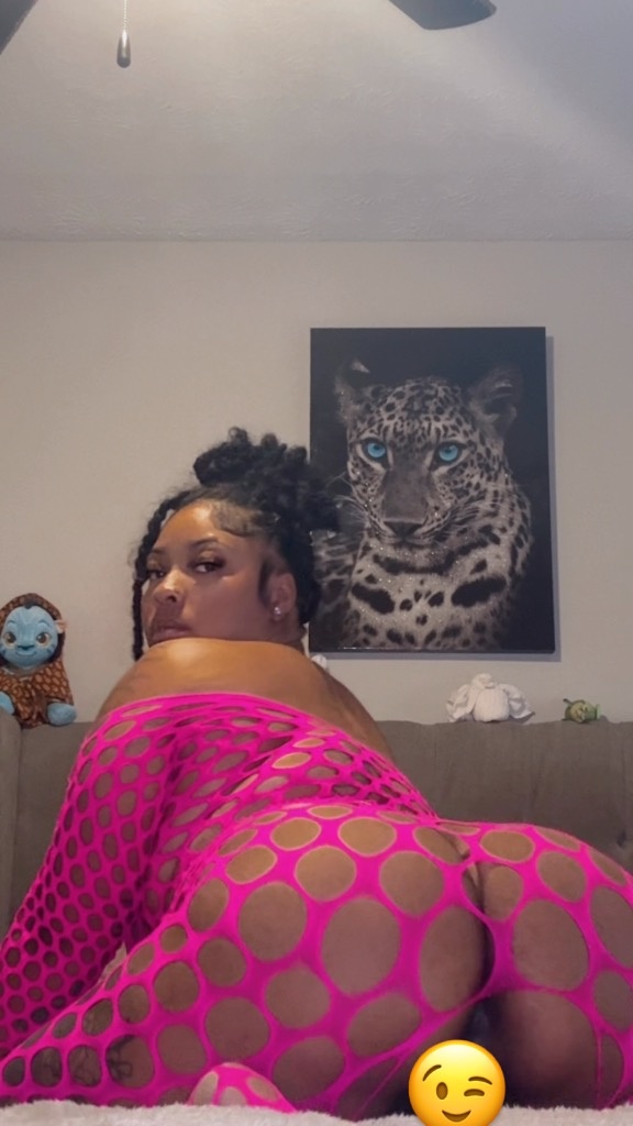 LOOK IN MY EYES DADDY 💗💦 - Photo 2