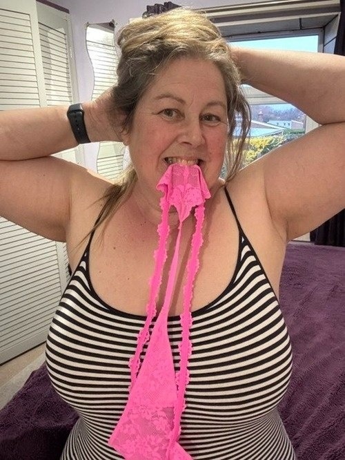 💕💋Horny Older Available For My Place or Your Place Satisfy you💋Incall📞Outcall🚗Car Fun 📷Video chat and Content Sell-24/7. - Photo 1