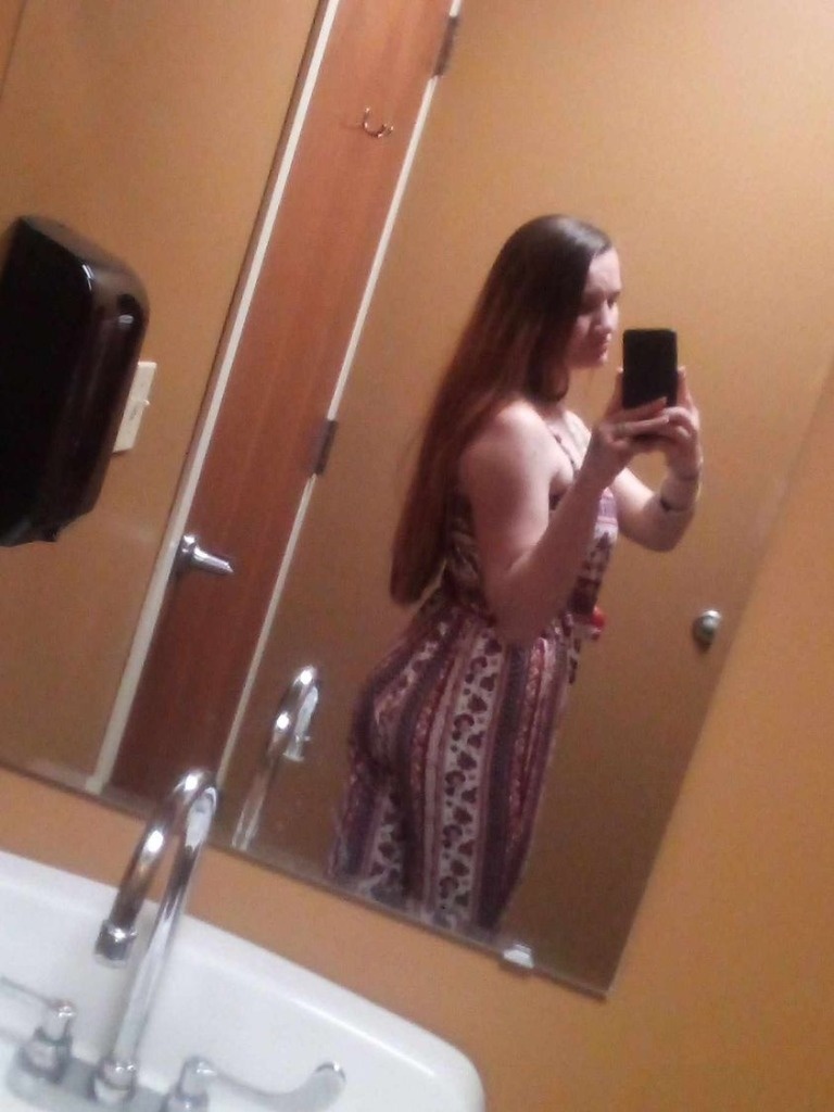 Sweet, Fun &amp; Looking for Some Good Company Tonight 😉 - Photo 2