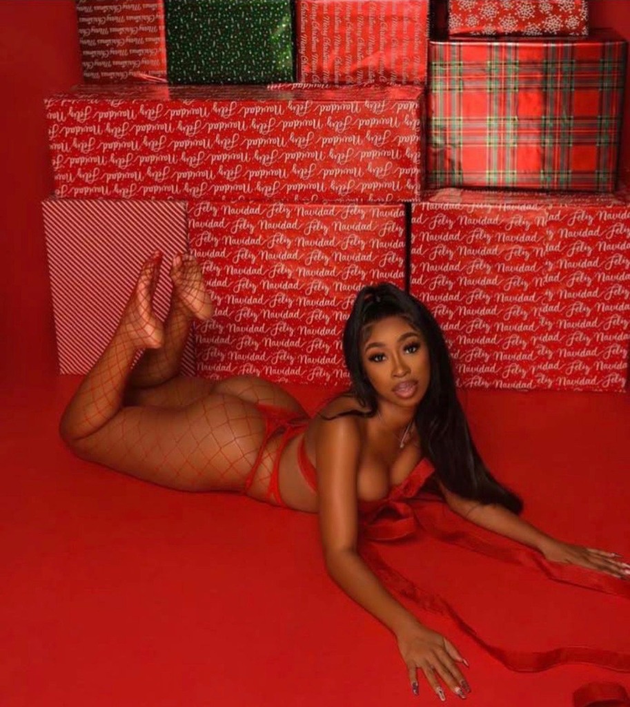 I'm a nice, open-minded girl 🌹. I'm available for any discreet, naughty encounter. - dothan Women Seeking Men