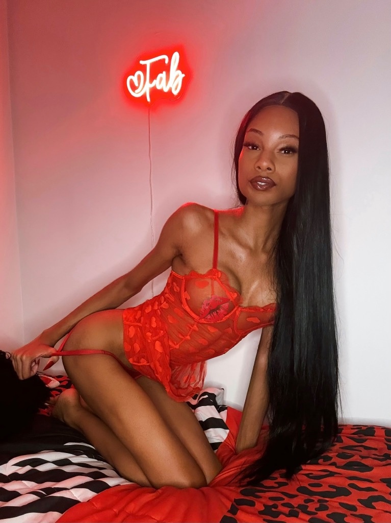 BLACK SEXY SLIM TS MODEL WAITING FOR YOU - bronx Trans Escorts