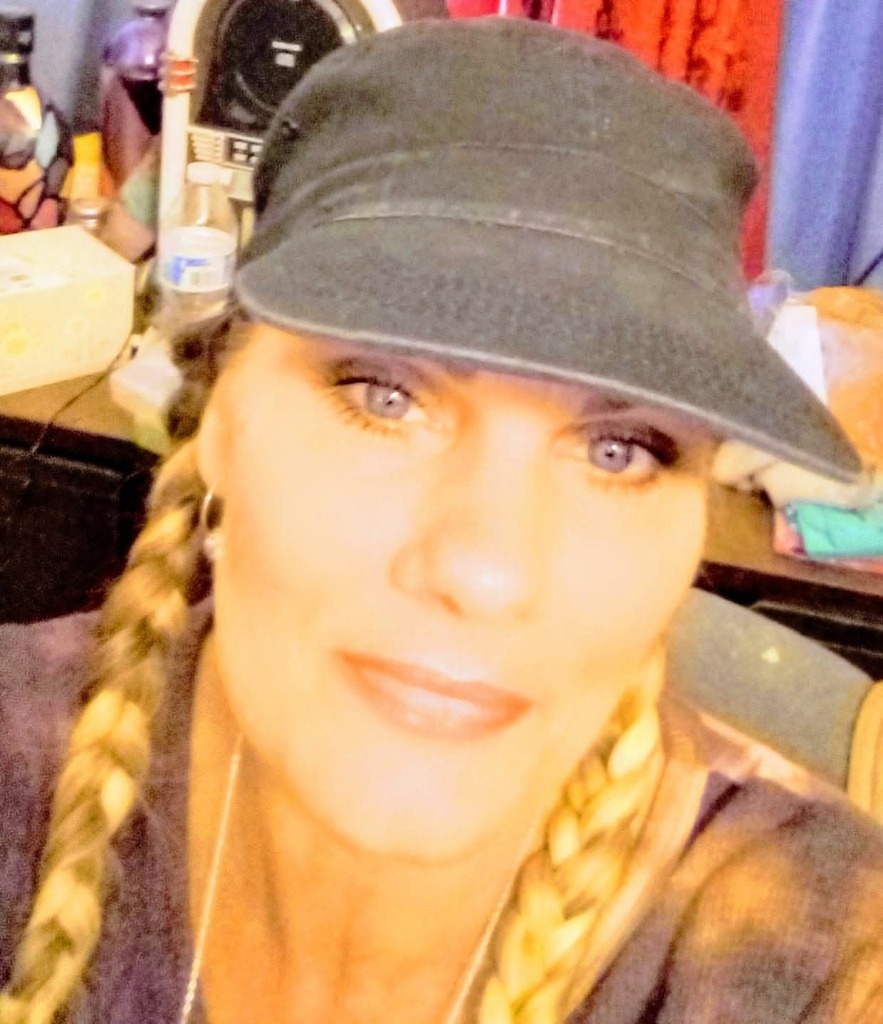 COME AND PLAY WITH ME!! HOT AND HORNEY MILF I WILL CUM TO YOU OR U CUM TO ME ..EVERYDAY FROM 12AM TO 11AM I RUN $80 QUICK VISITS...IM AVAILABLE 24/7 and REQUIRE NO DEPOSIT FOR LOCAL VISITS. FORGET THE MESS CUM PLAY WITH DA BEST!!💓💋 - Photo 1